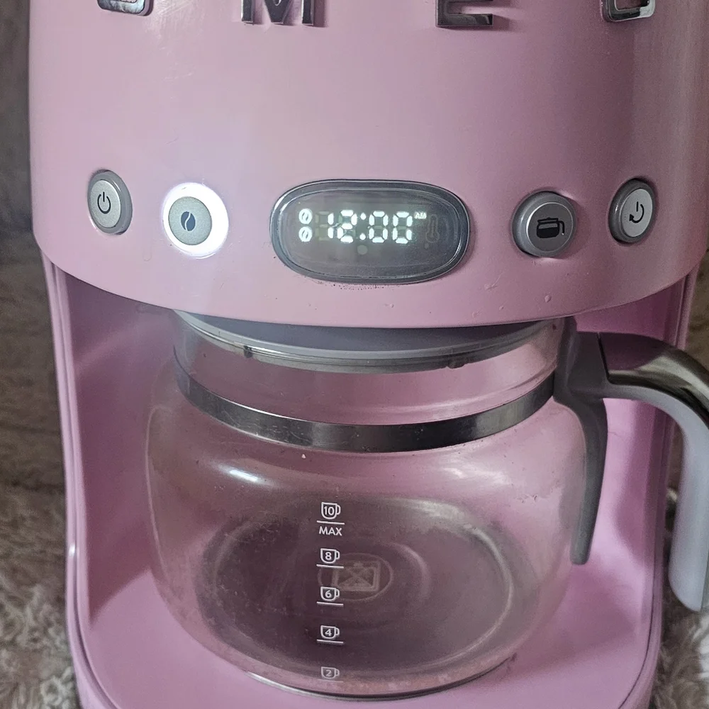 SMEG Retro Style Coffee Maker - Pastel pink